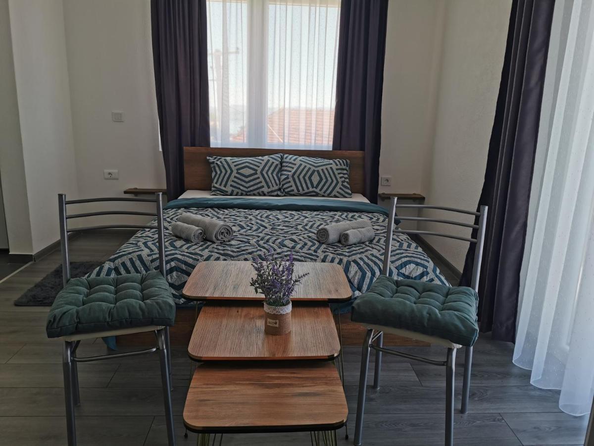 Gopo Guesthouse Elshani المظهر الخارجي الصورة