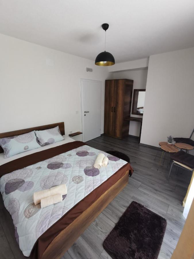 Gopo Guesthouse Elshani المظهر الخارجي الصورة