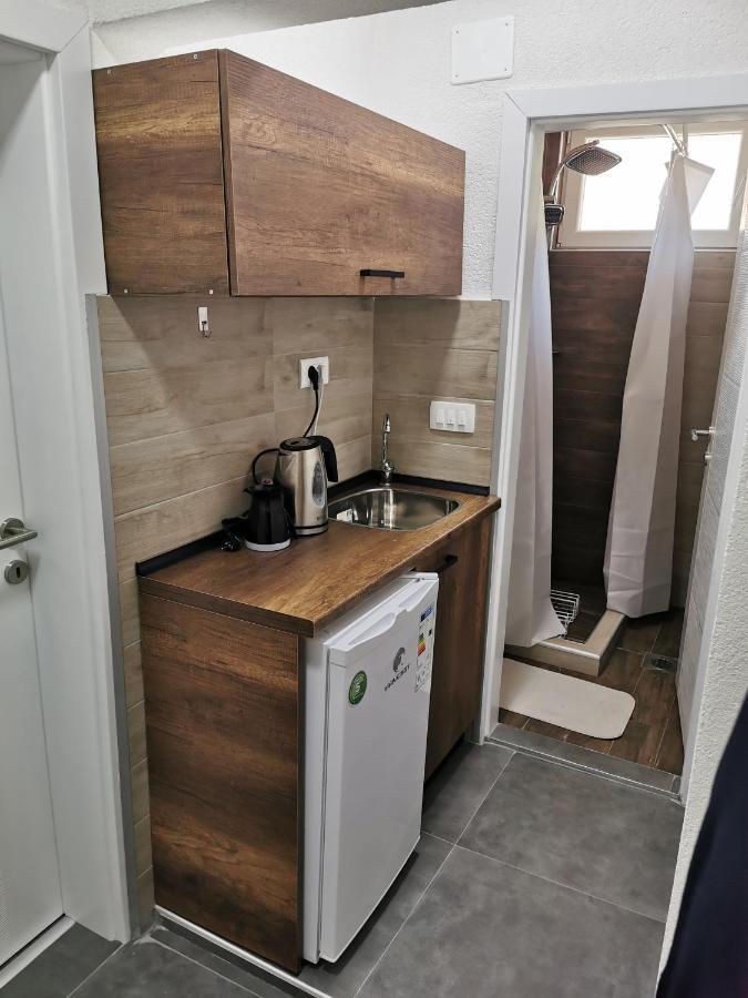 Gopo Guesthouse Elshani المظهر الخارجي الصورة