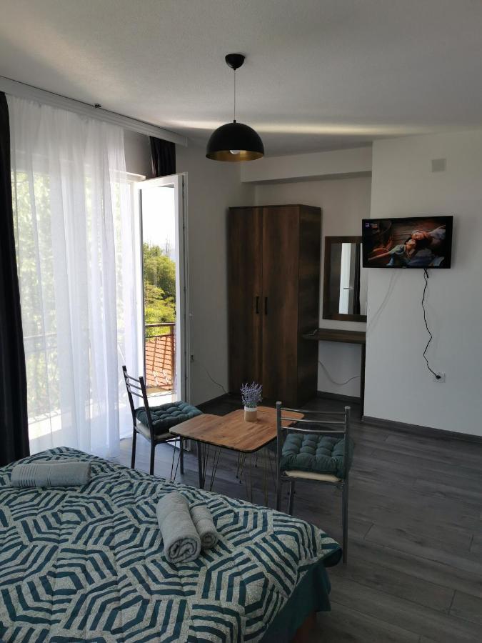 Gopo Guesthouse Elshani المظهر الخارجي الصورة